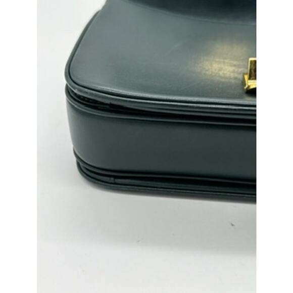 Celine Shiny Calfskin Medium C Bag Hunter Green 2018 collection! Gorgeous! - Picture 10 of 16